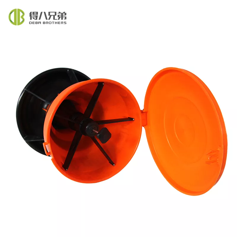 Автоматична годівниця для поросят